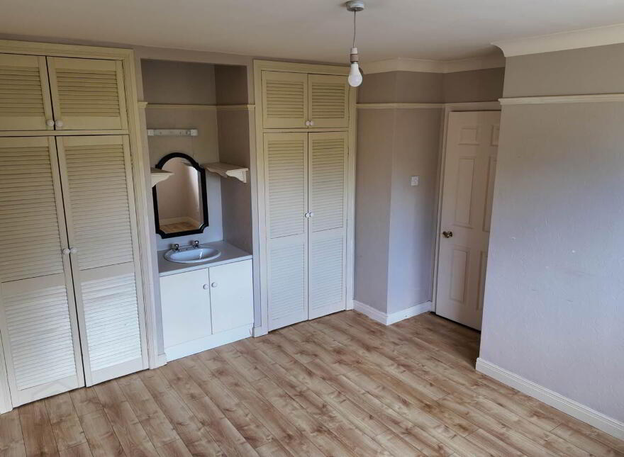 15 Oaklands Park, Letterkenny, F92C7HT