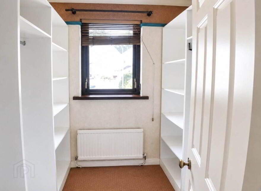 15 Oaklands Park, Letterkenny, F92C7HT