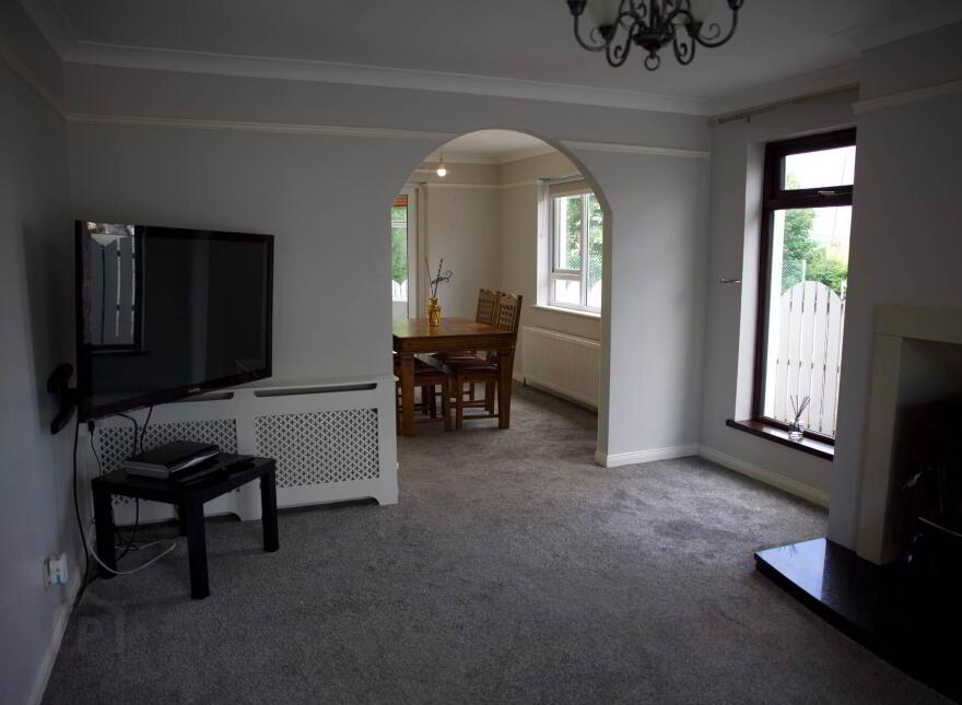 15 Oaklands Park, Letterkenny, F92C7HT