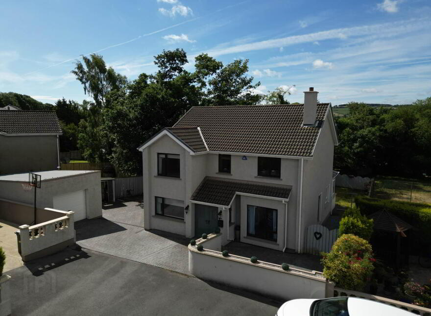 15 Oaklands Park, Letterkenny, F92C7HT photo