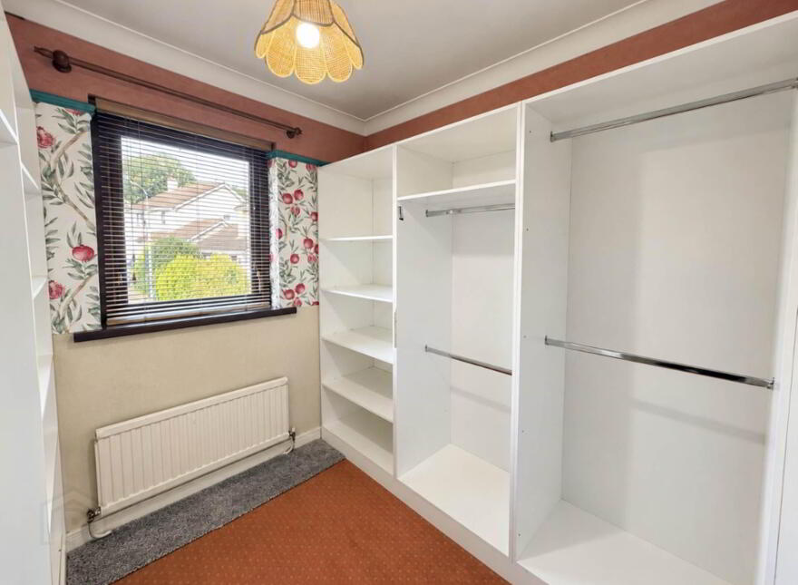 15 Oaklands Park, Letterkenny, F92C7HT