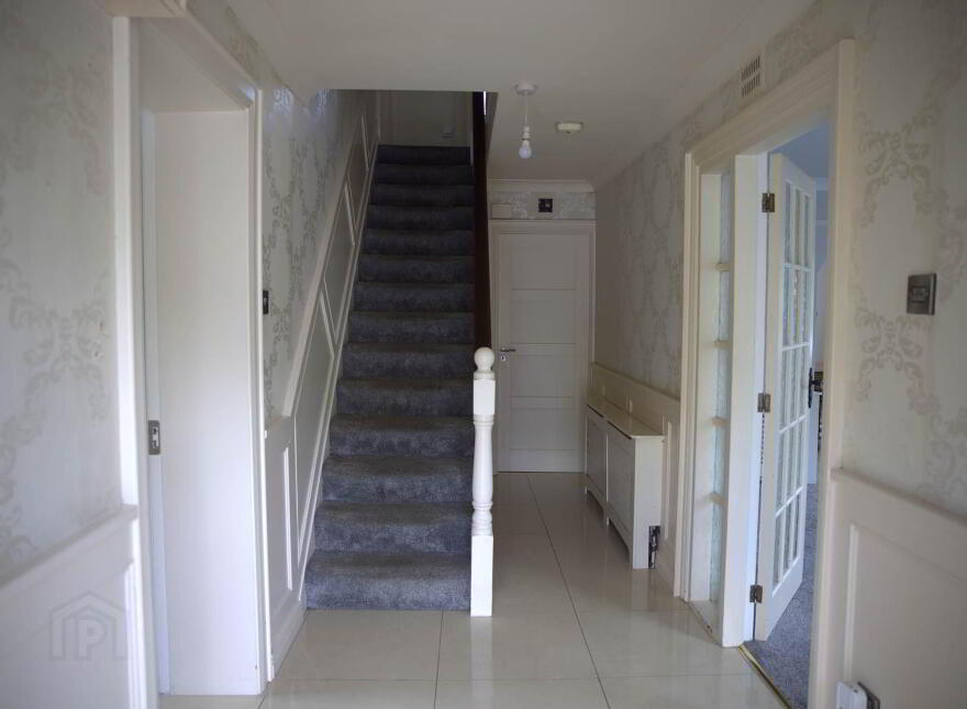 15 Oaklands Park, Letterkenny, F92C7HT