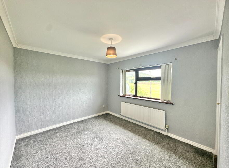 16 Father Cullen Park, Bessbrook, Newry, BT35 7AY