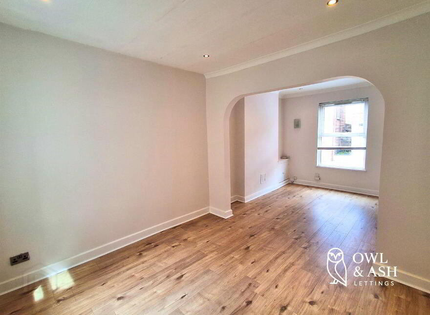 1 Chobham Street, Belfast, BT5 5BL