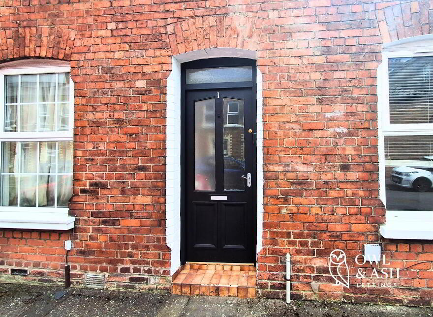 1 Chobham Street, Belfast, BT5 5BL