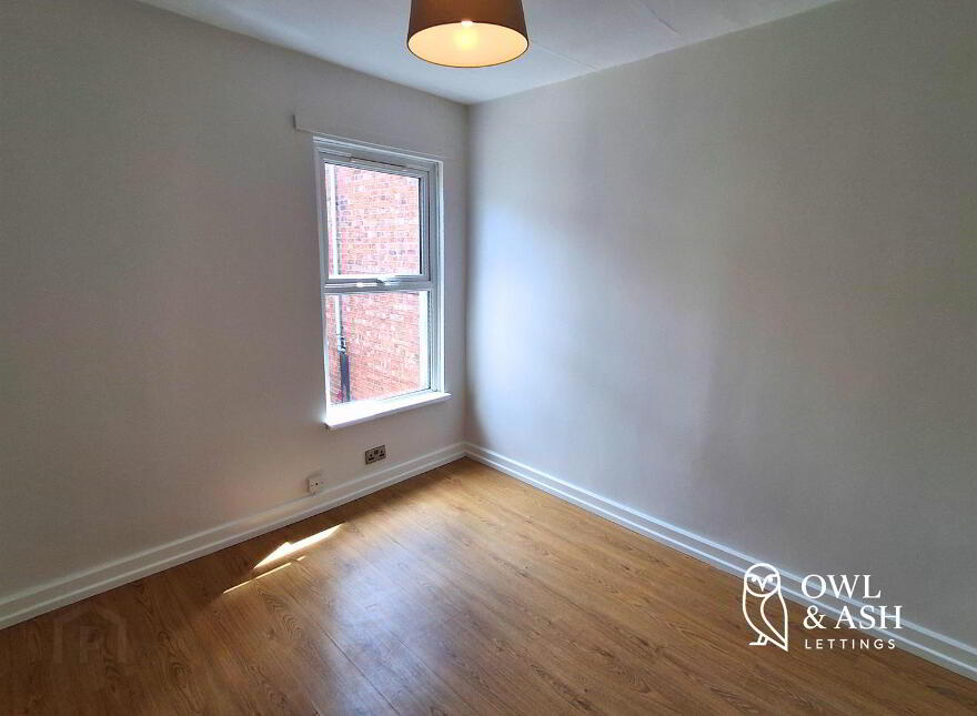 1 Chobham Street, Belfast, BT5 5BL