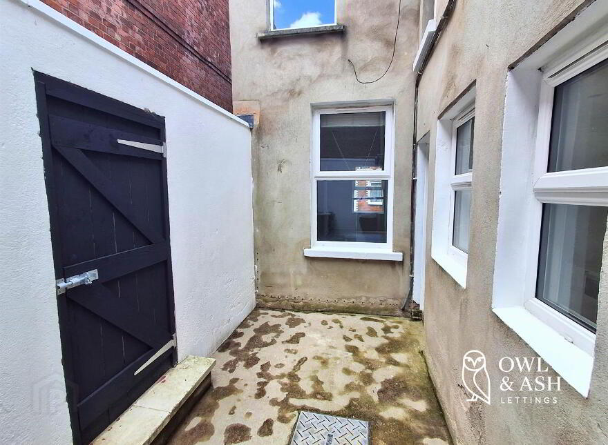 1 Chobham Street, Belfast, BT5 5BL