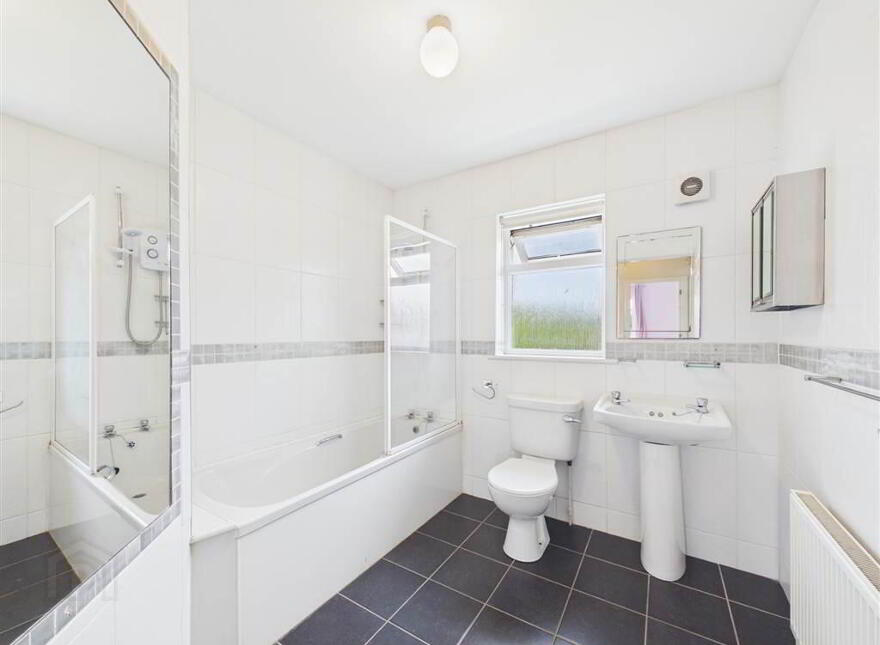 40 Cuan Na Greine, Crooke, Passage East, X91H2W0