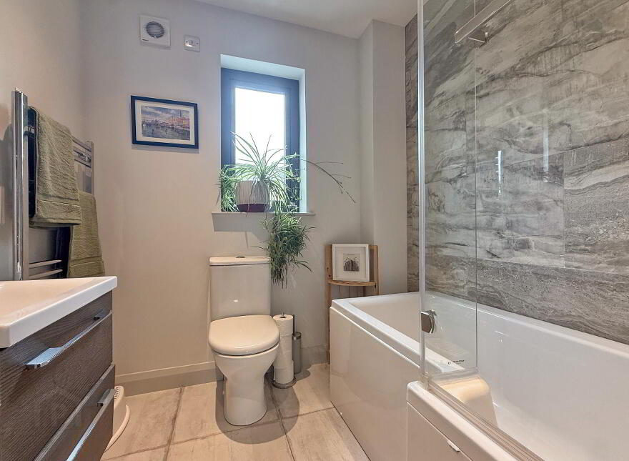 8 Hatheran Avenue, Portstewart, BT55 7UJ