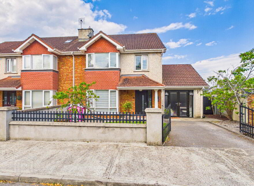 16 Hazelwood, Dublin Road, Thurles, E41E9C8