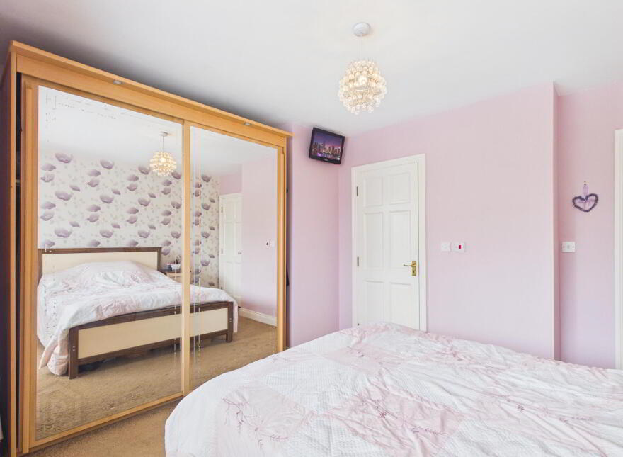 16 Hazelwood, Dublin Road, Thurles, E41E9C8