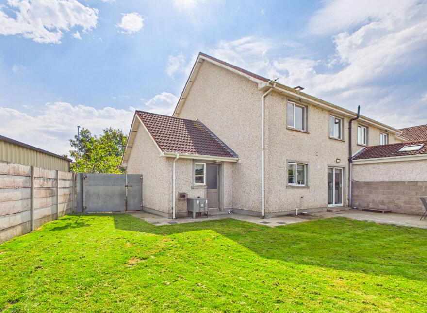 16 Hazelwood, Dublin Road, Thurles, E41E9C8