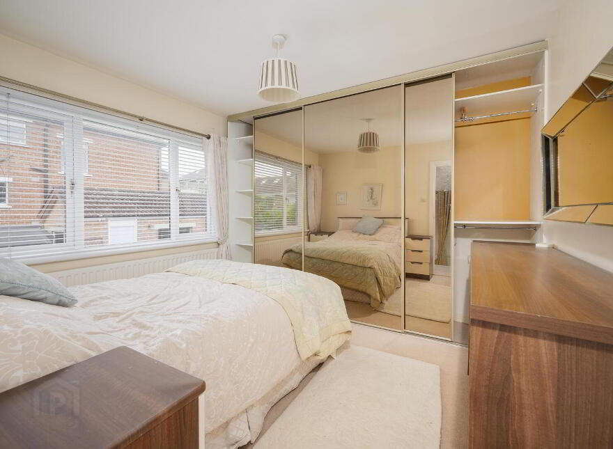 6 Cotswold Avenue, Belfast, BT8 6NA