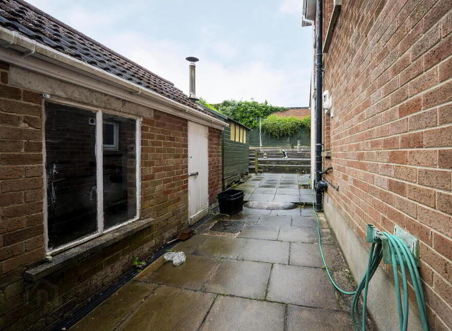 6 Cotswold Avenue, Belfast, BT8 6NA
