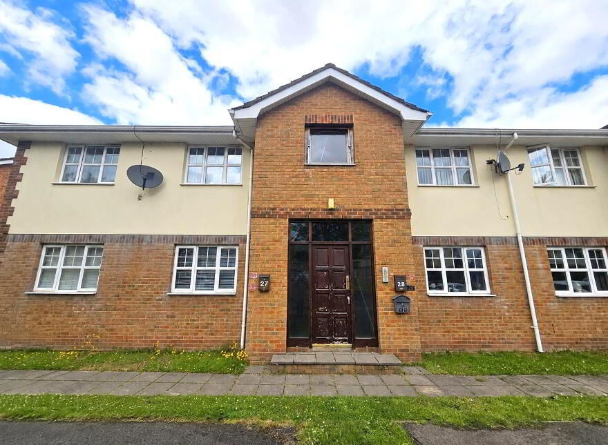 27 Pinetrees, Upper Galliagh Road, L'Derry, BT48 8PL photo