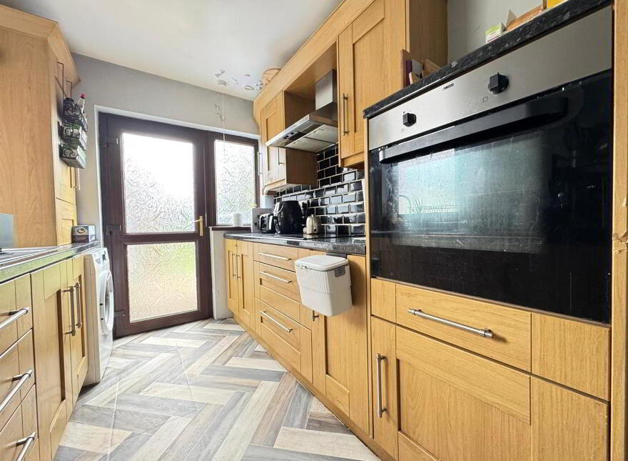 12 Ballyhenry Avenue, Glengormley, Newtownabbey, BT36 5AZ