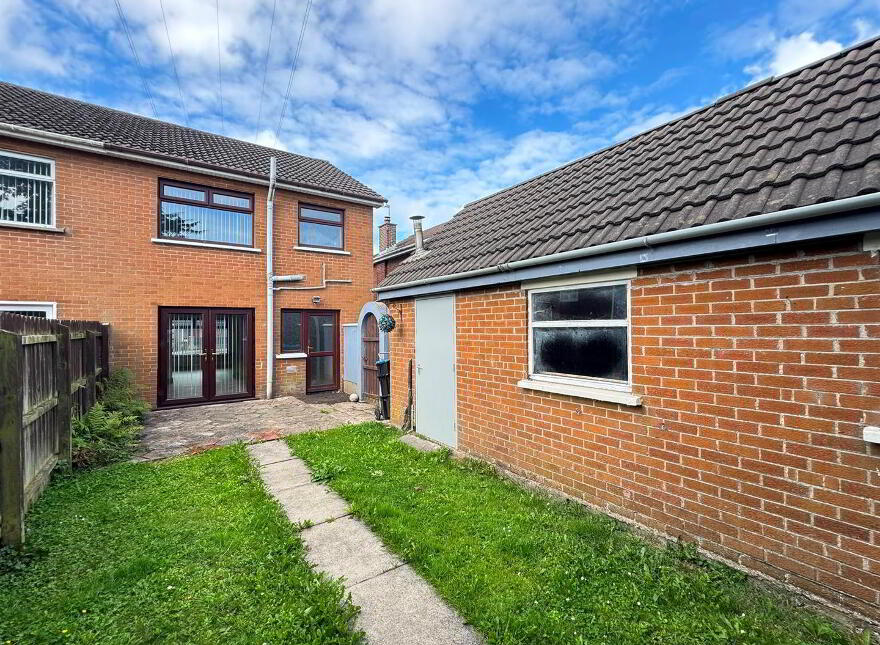12 Ballyhenry Avenue, Glengormley, Newtownabbey, BT36 5AZ