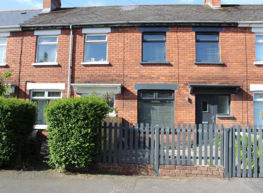 6 Sandbrook Park, Belfast, BT4 1NL