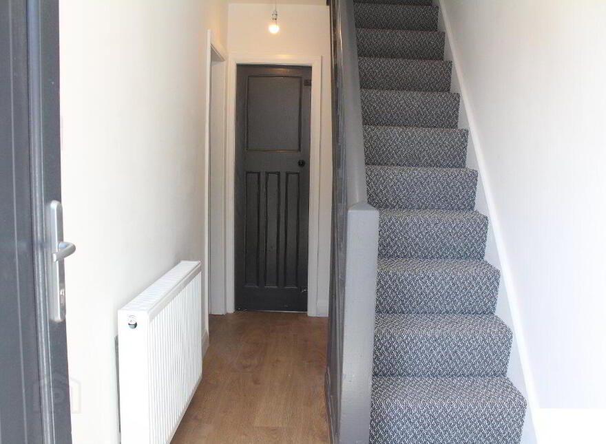 6 Sandbrook Park, Belfast, BT4 1NL