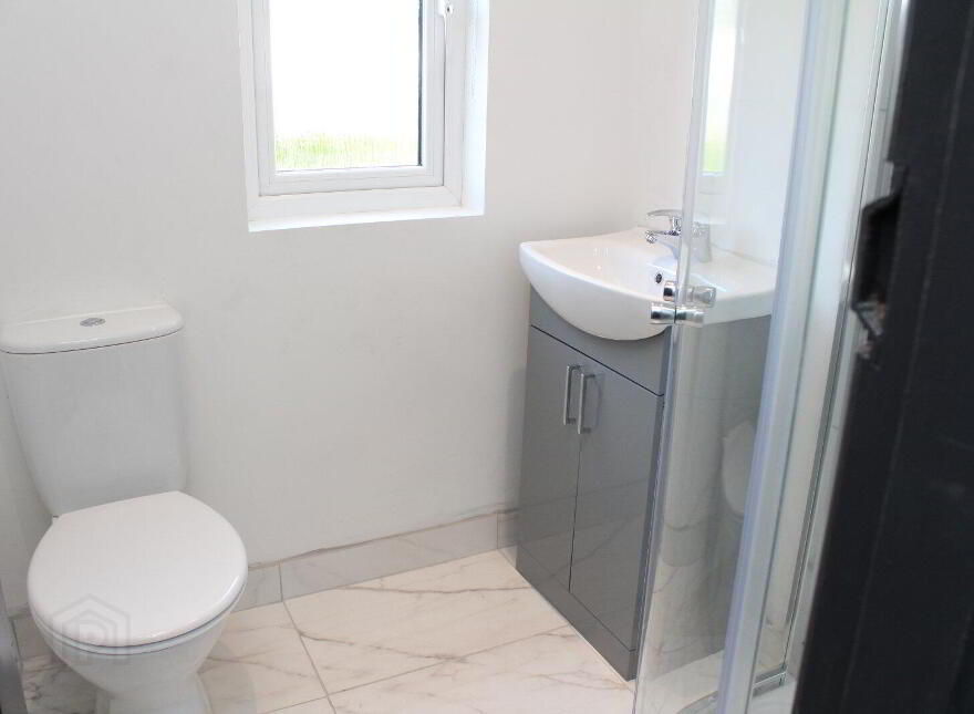 6 Sandbrook Park, Belfast, BT4 1NL