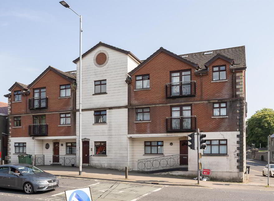 8 Normandy Court, Dundonald, Belfast, BT16 2LA photo