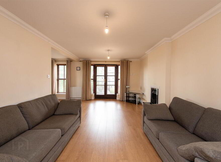 Apt 6, Pinetrees Lodge, Seaforde, BT30 8NB