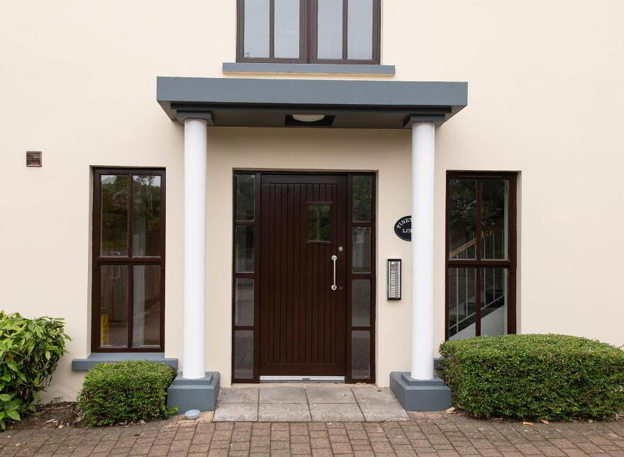 Apt 6, Pinetrees Lodge, Seaforde, BT30 8NB