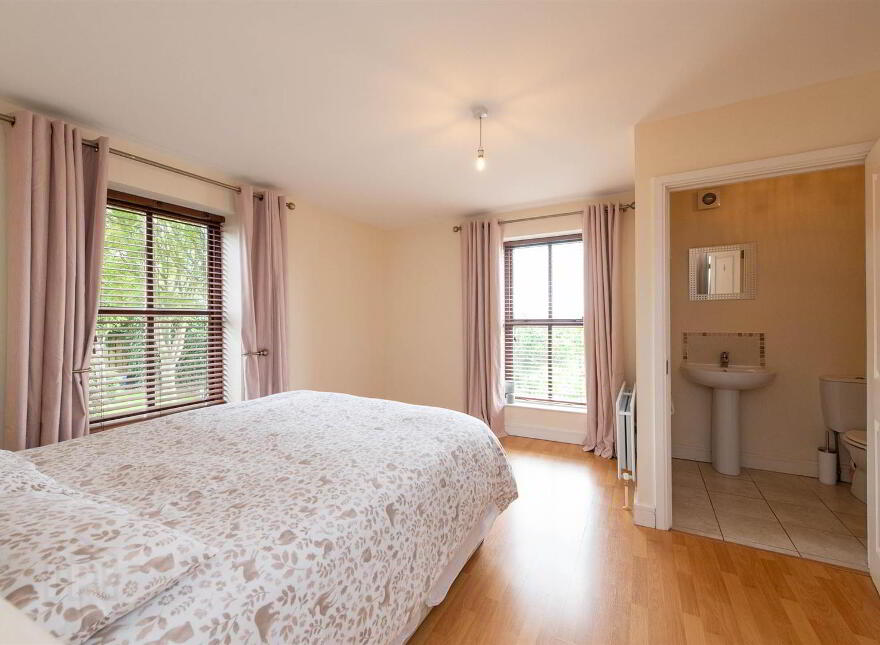 Apt 6, Pinetrees Lodge, Seaforde, BT30 8NB