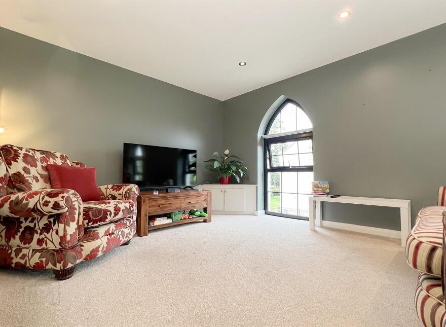 10 Old Church Square, Dundonald, Belfast, BT16 2FD