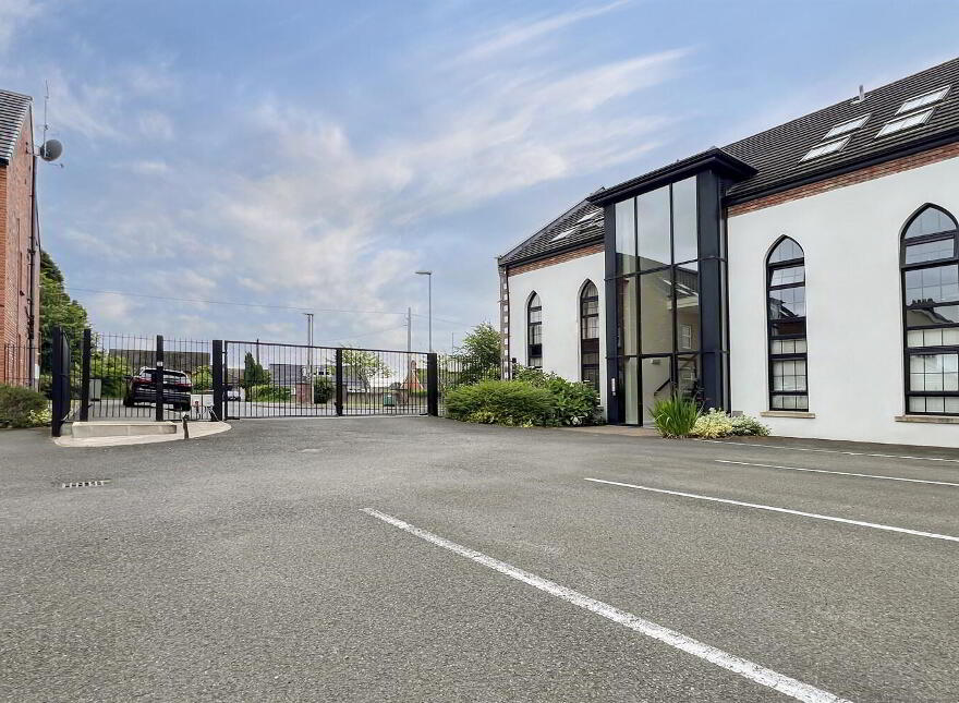 10 Old Church Square, Dundonald, Belfast, BT16 2FD