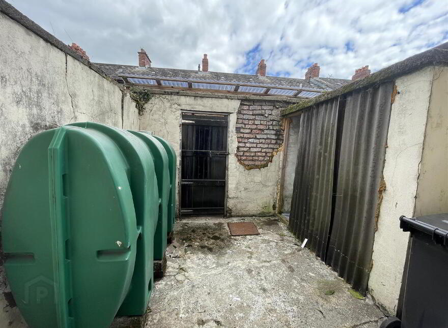 60 Kilburn Street, Belfast, BT12 6JT