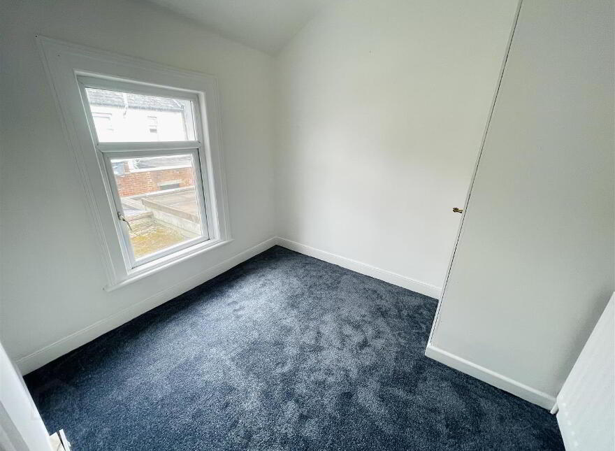 60 Kilburn Street, Belfast, BT12 6JT