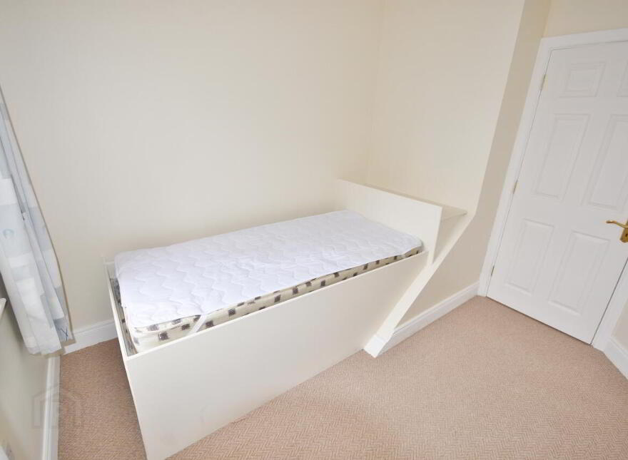57 Dromin Green, Ballygologue Rd, Listowel, V31W821