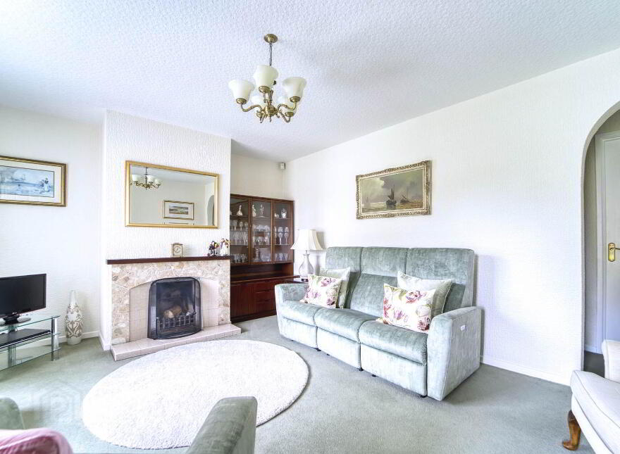 46 Glenwood Court, Lisburn, BT28 3UD