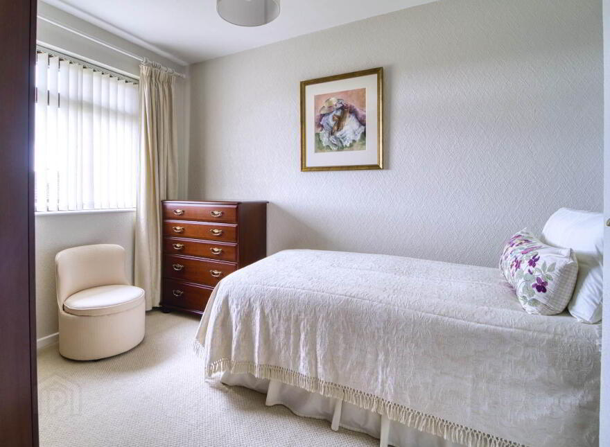 46 Glenwood Court, Lisburn, BT28 3UD