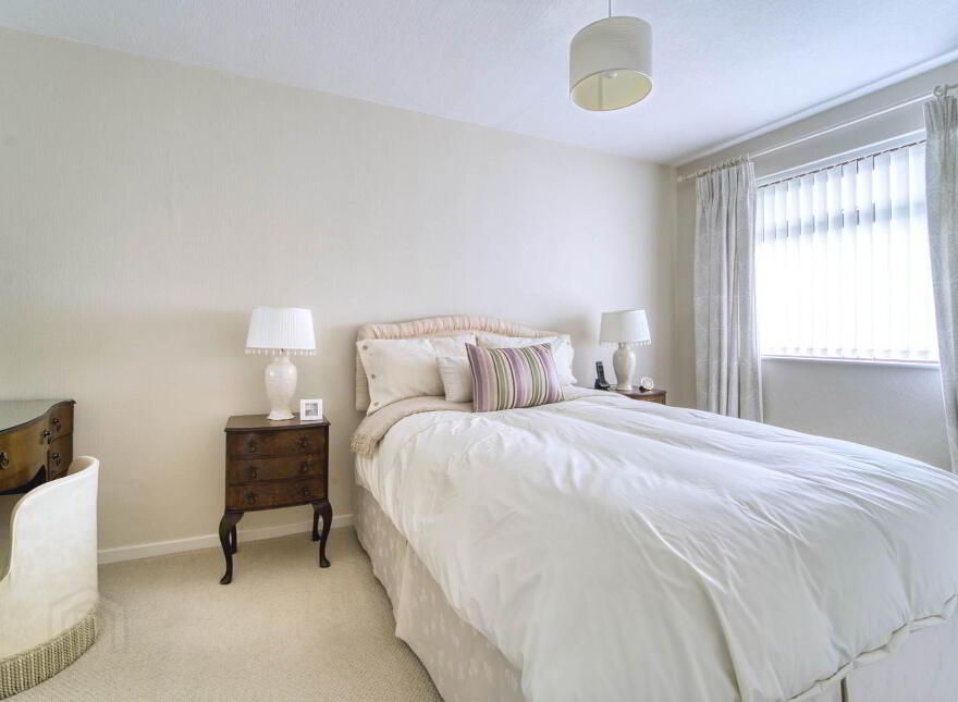 46 Glenwood Court, Lisburn, BT28 3UD