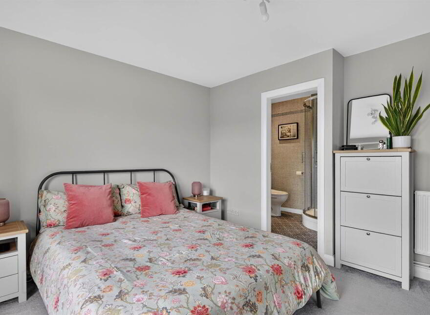 41 Forest Grove, Newtownbreda Road, Belfast, BT8 6AR