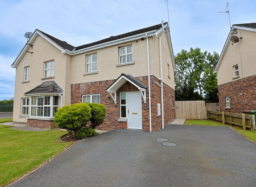 15 Beech Meadows, Waringstown, Craigavon, BT66 7UL
