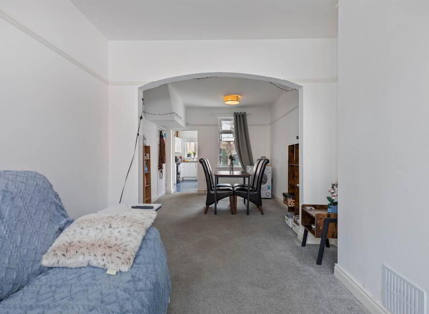 61 Downshire Road, Holywood, BT18 9LX