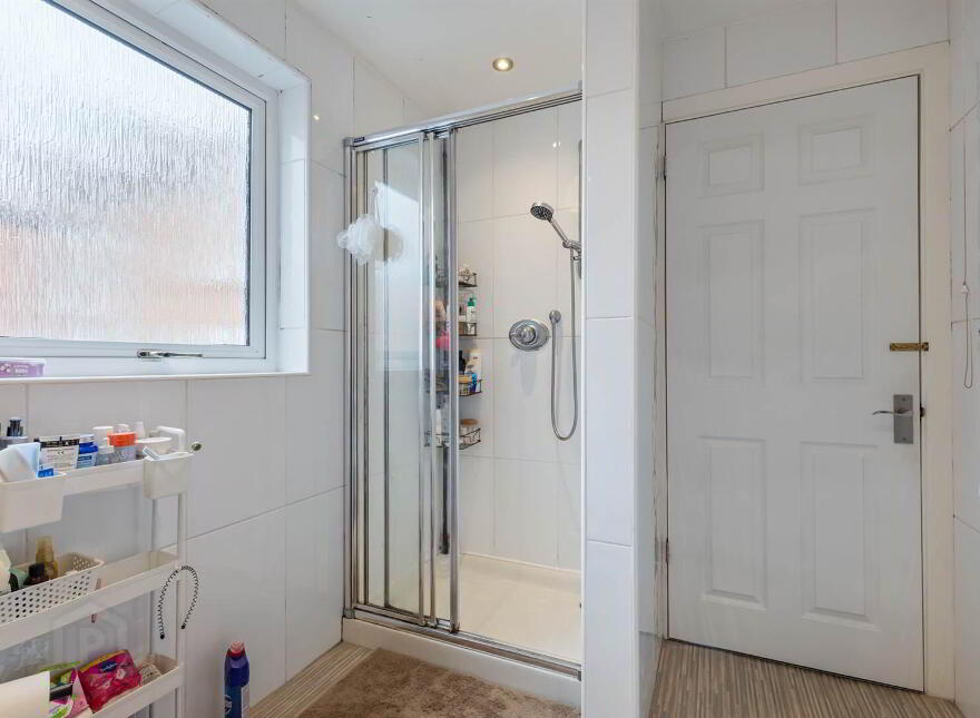 61 Downshire Road, Holywood, BT18 9LX