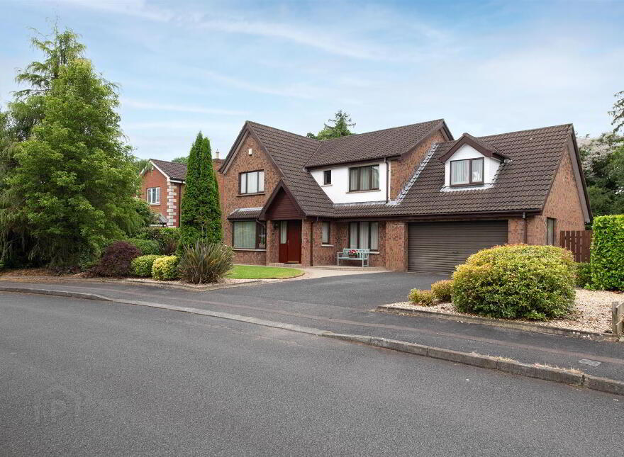 66 The Rowans, Banbridge, BT32 4DQ