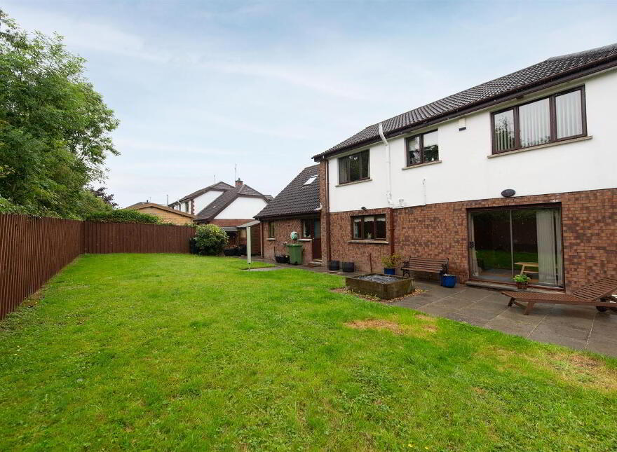 66 The Rowans, Banbridge, BT32 4DQ