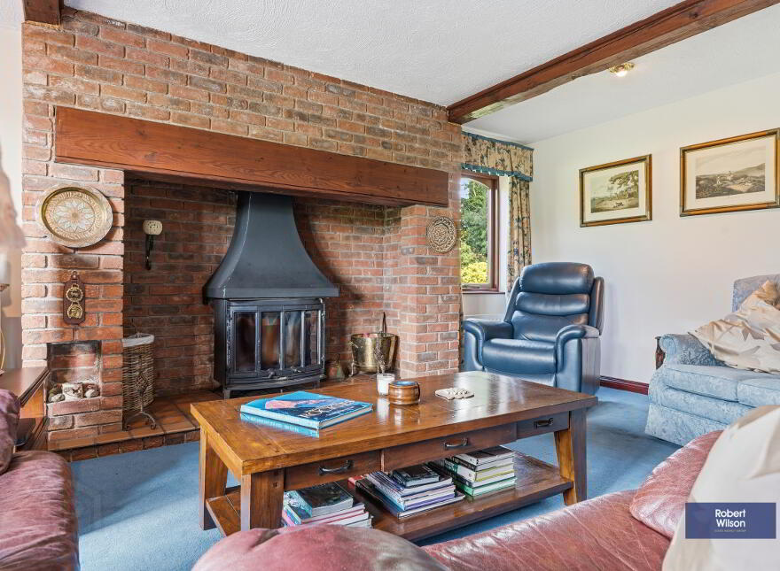 House, Yard And C. 26 Acres, Ballinderry Road, Upper Ballinderry, Lisburn, BT28 2NL