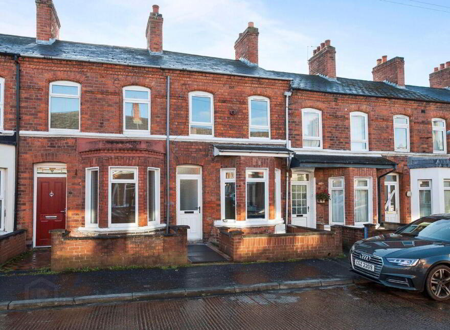 40 Brookland Street, Belfast, BT9 7FZ
