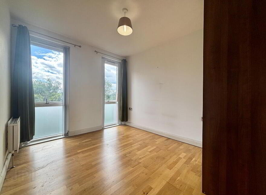 The Oar, Annadale Crescent, Belfast, BT7 3NB