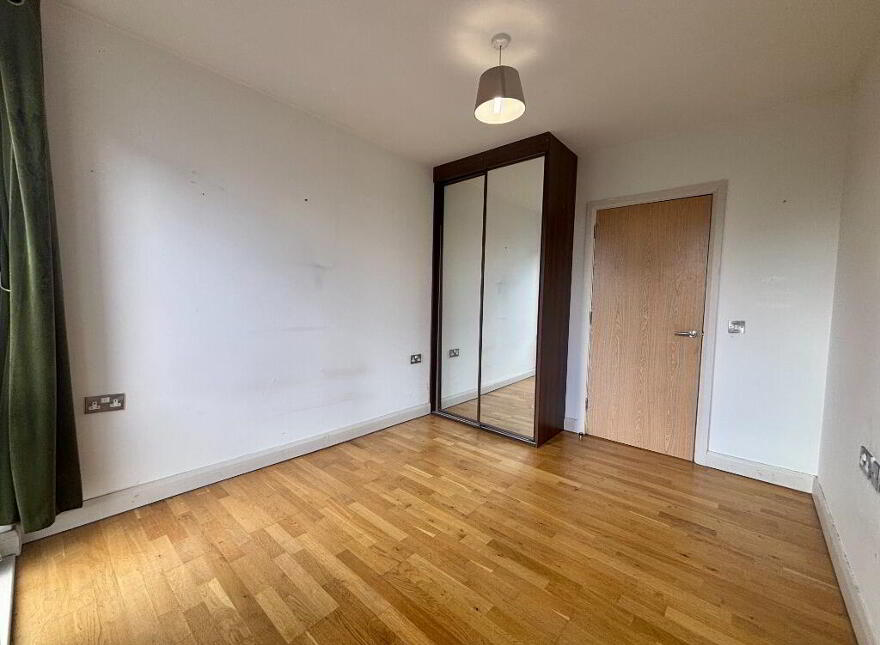 The Oar, Annadale Crescent, Belfast, BT7 3NB