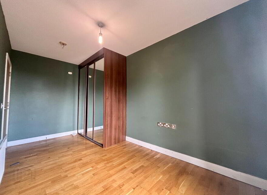 The Oar, Annadale Crescent, Belfast, BT7 3NB