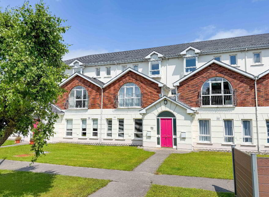 9B The Willows, Clongour, Thurles, E41AK74 photo