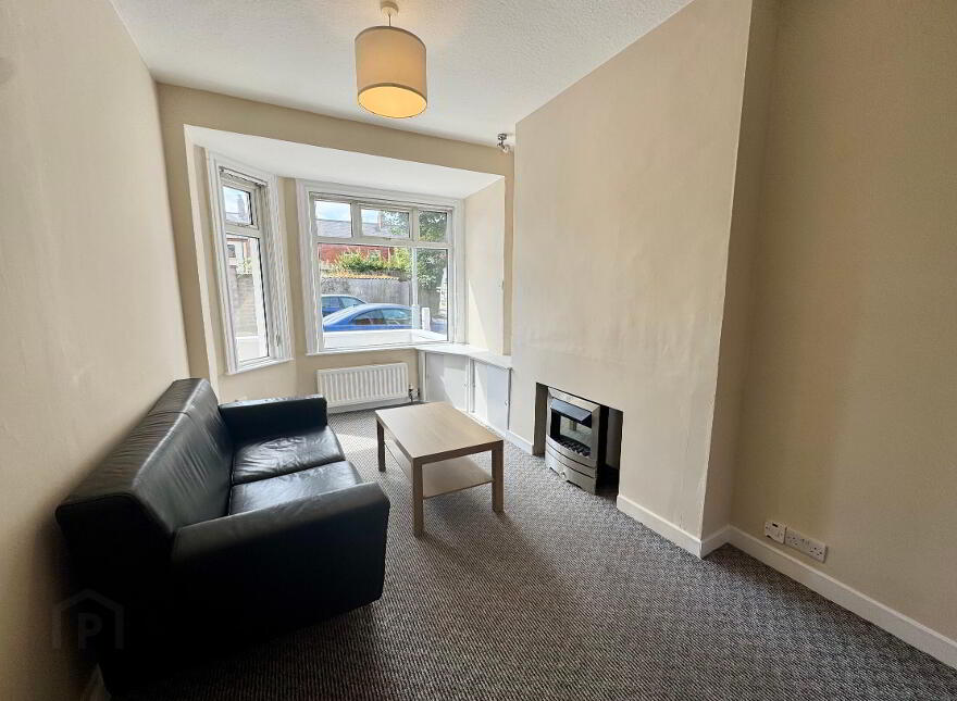 17 Ardenlee Drive, Belfast, BT6 8QL