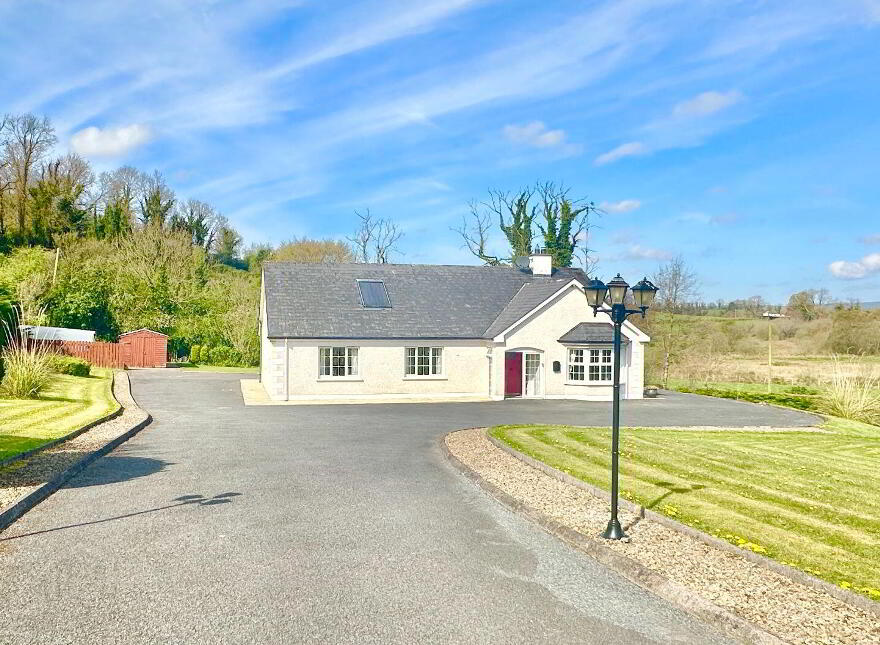 Tiernahinch Near, Clones, H23EA47